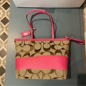 Y2K Khaki and Hot Pink Coach Purse